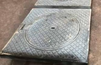 NẮP HỐ GA GANG XÁM KHUNG VUÔNG DƯƠNG NẮP TRÒN NHX D8585-01